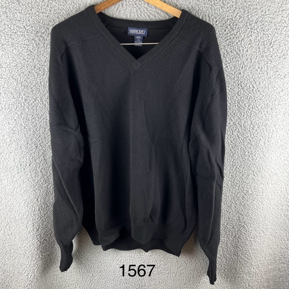 Lands End Men’s Size XL Black 100% Lambswool V-neck‎ Sweater - Picture 1 of 13